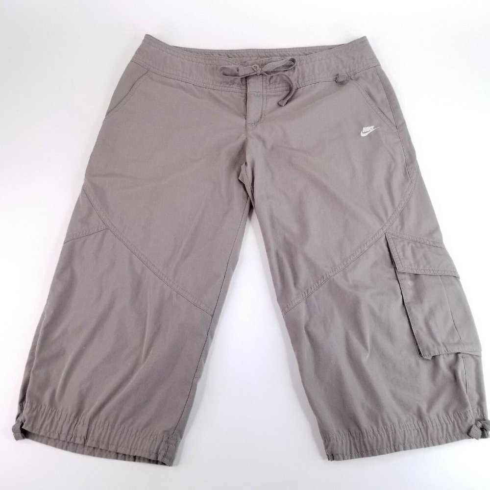 Nike Long Shorts Gray Tag Men's Size 32 x 19 Gray Training Flat Front Shorts EUC
